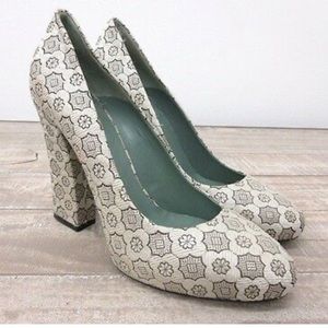 Paola d’Arcano Camelia heels